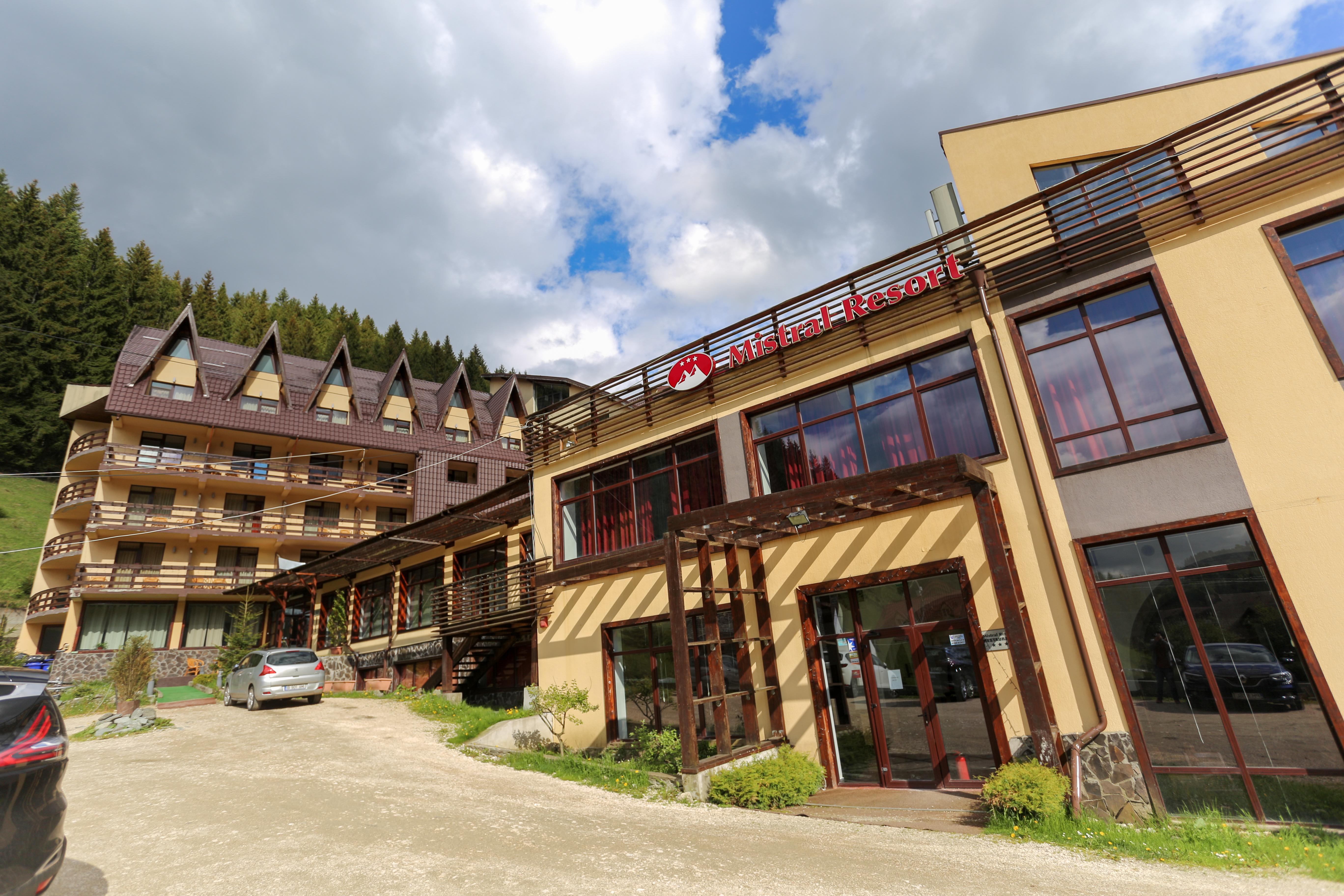 Mistral Resort Moeciu De Sus Buitenkant foto