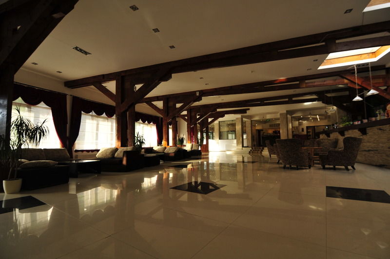 Mistral Resort Moeciu De Sus Buitenkant foto