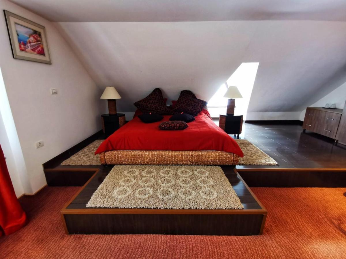 Mistral Resort Moeciu De Sus Buitenkant foto