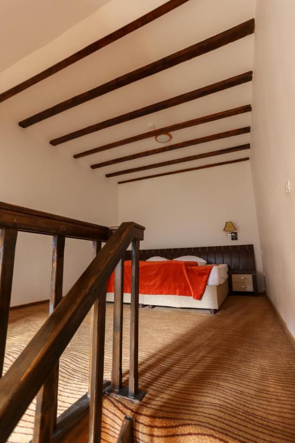 Mistral Resort Moeciu De Sus Buitenkant foto