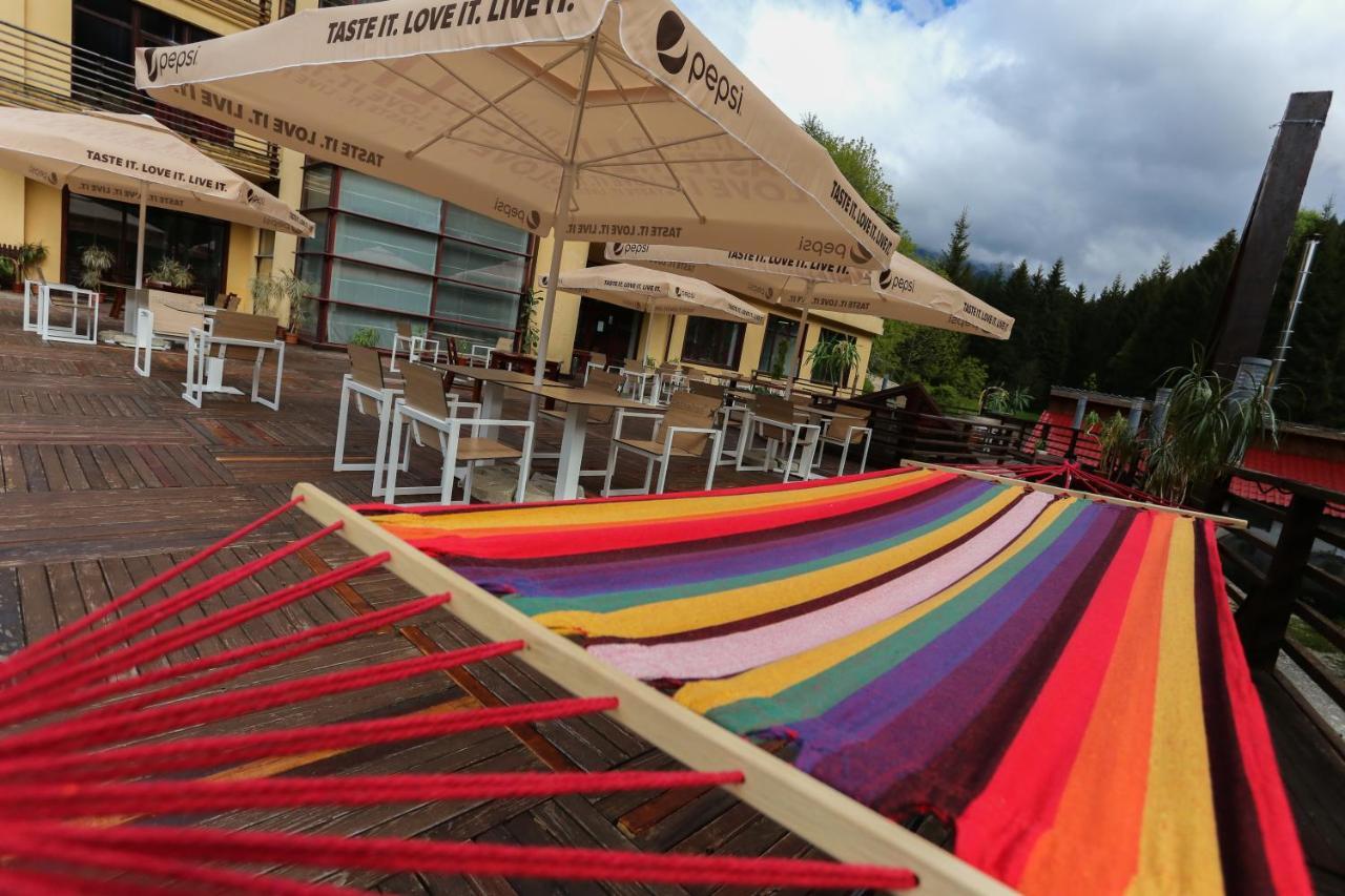 Mistral Resort Moeciu De Sus Buitenkant foto